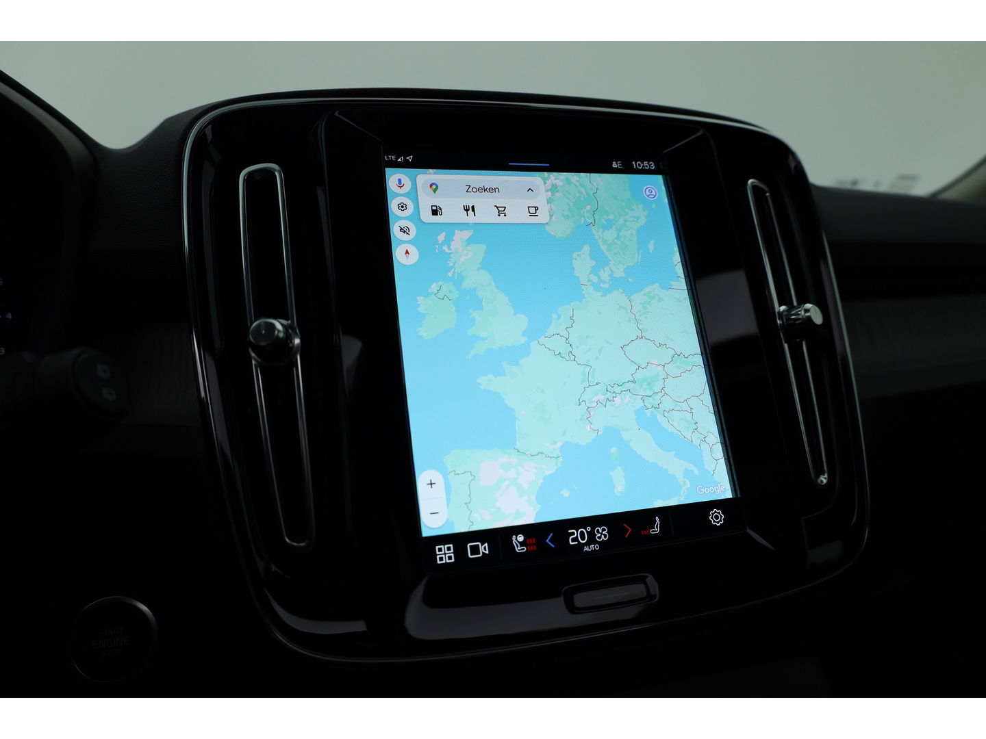 Volvo XC40 2.0 B3 Ultimate Dark | Pano-dak | 360 camera | Leer | Pixel LED | ACC | Blis