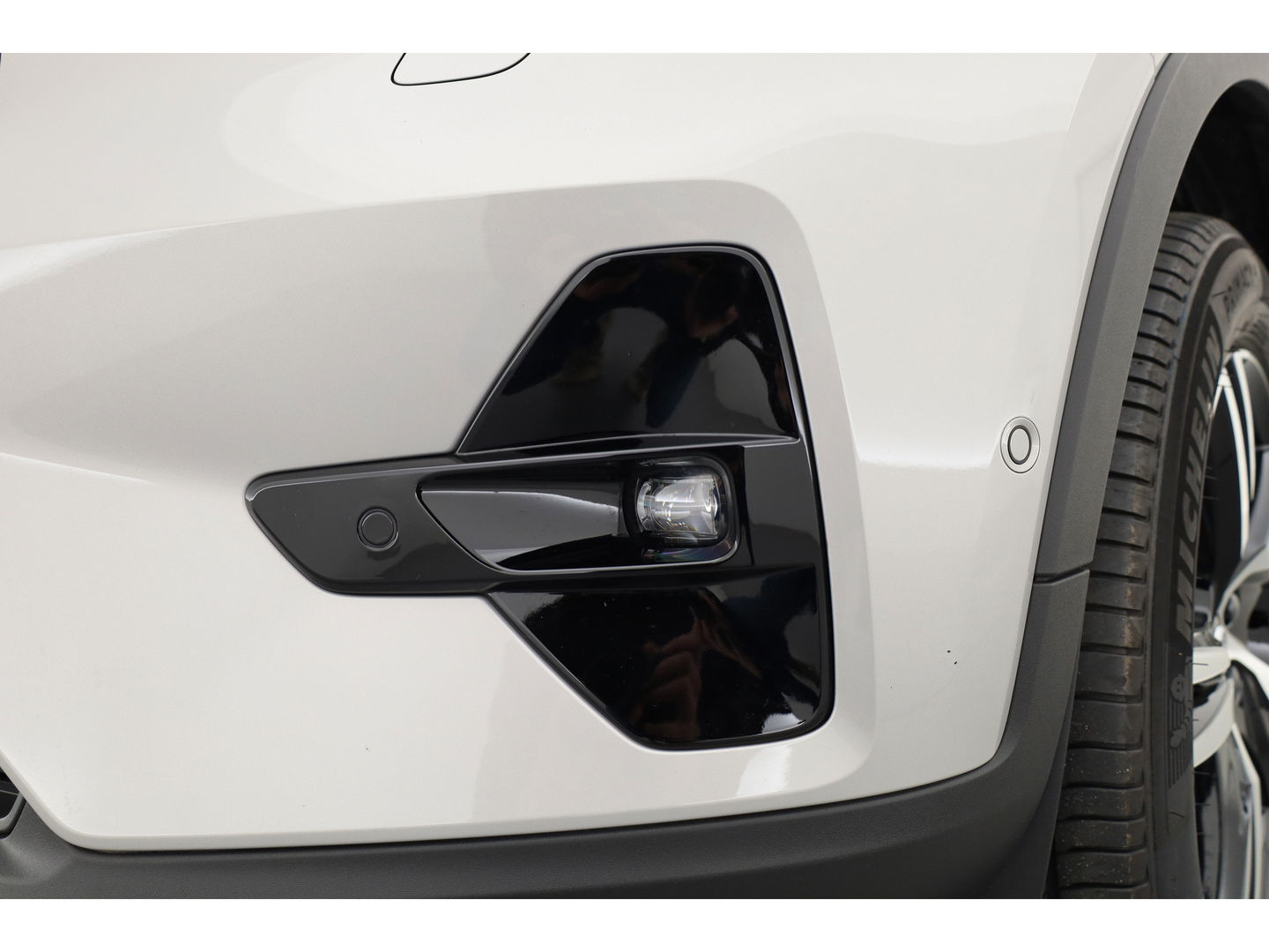 Volvo XC40 2.0 B3 Ultimate Dark | Pano-dak | 360 camera | Leer | Pixel LED | ACC | Blis