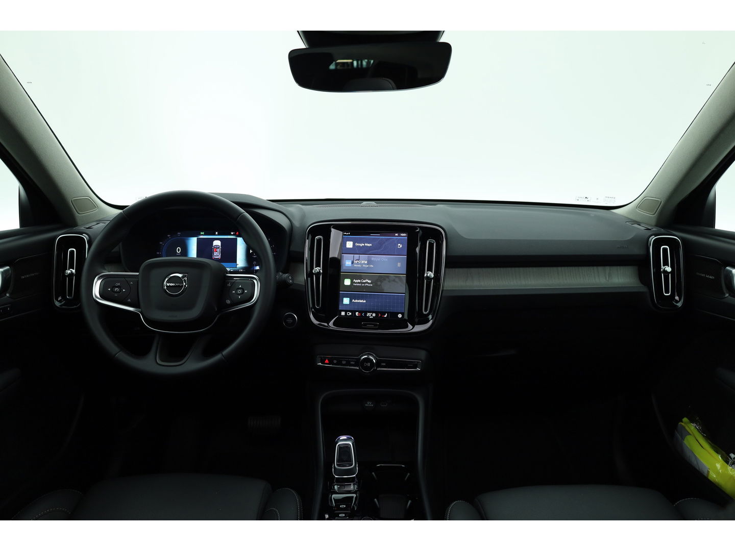 Volvo XC40 2.0 B3 Ultimate Dark | Pano-dak | 360 camera | Leer | Pixel LED | ACC | Blis