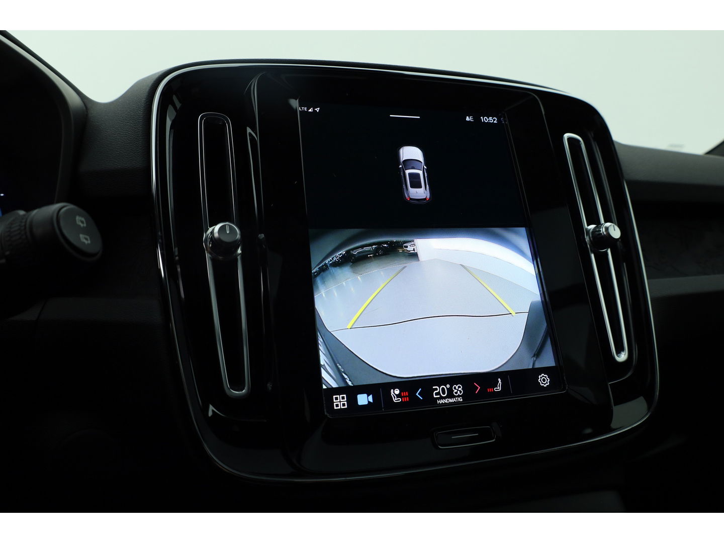 Volvo XC40 Recharge Twin Ultimate 78 kWh | 408pk | Pano | ACC | Blis | Elek. stoel met mem. | H&K | Apple Carplay | 20" |