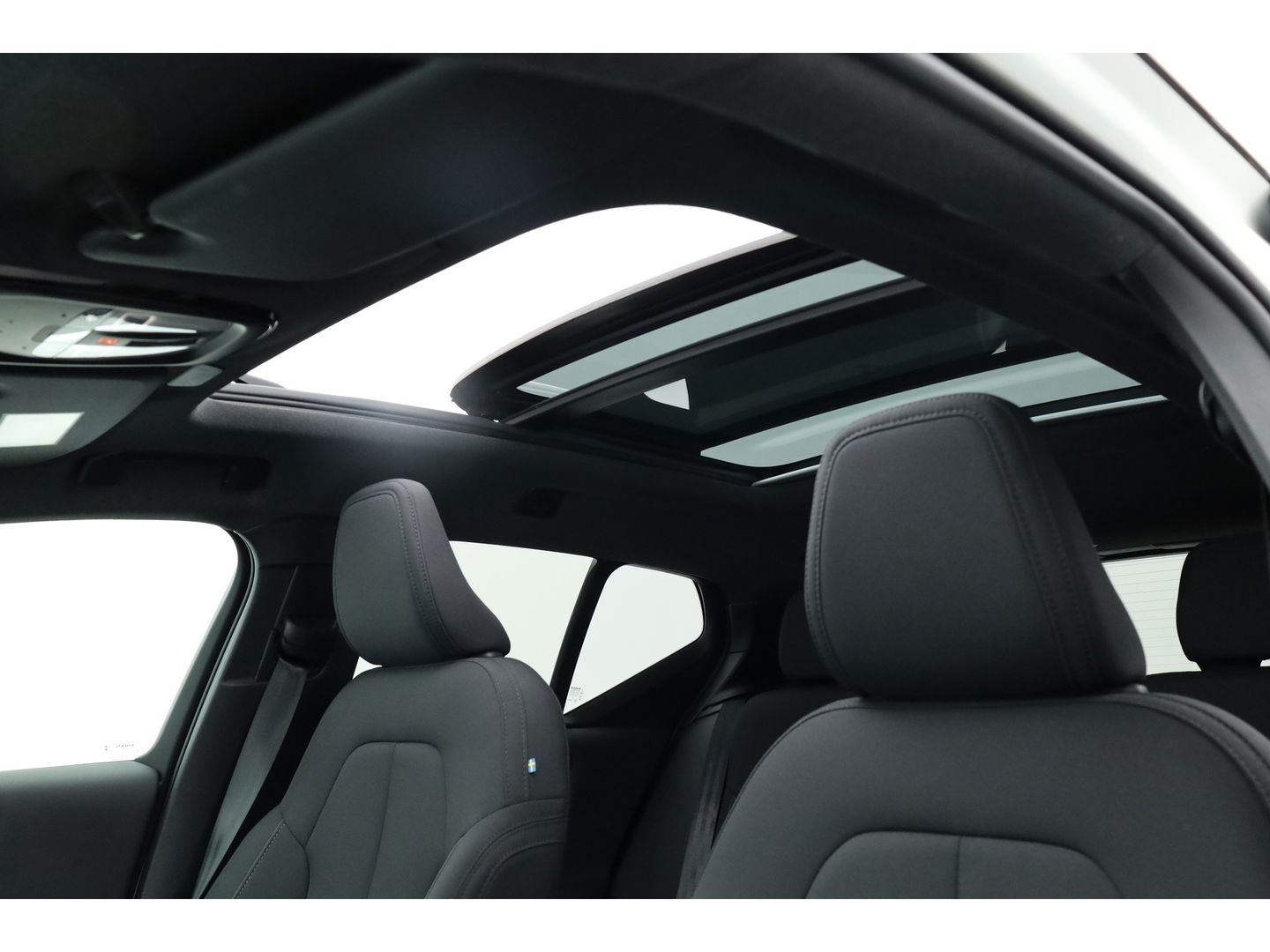 Volvo XC40 Recharge Twin Ultimate 78 kWh | 408pk | Pano | ACC | Blis | Elek. stoel met mem. | H&K | Apple Carplay | 20" |