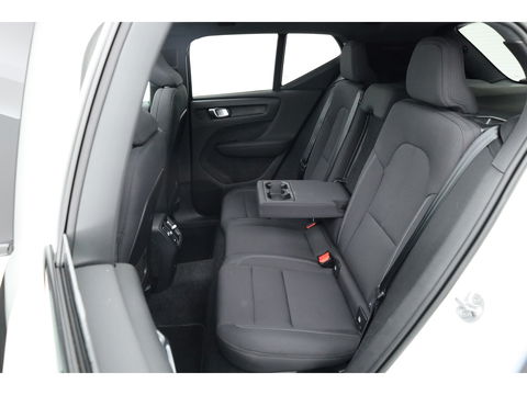 Volvo XC40 Recharge Twin Ultimate 78 kWh | 408pk | Pano | ACC | Blis | Elek. stoel met mem. | H&K | Apple Carplay | 20" |