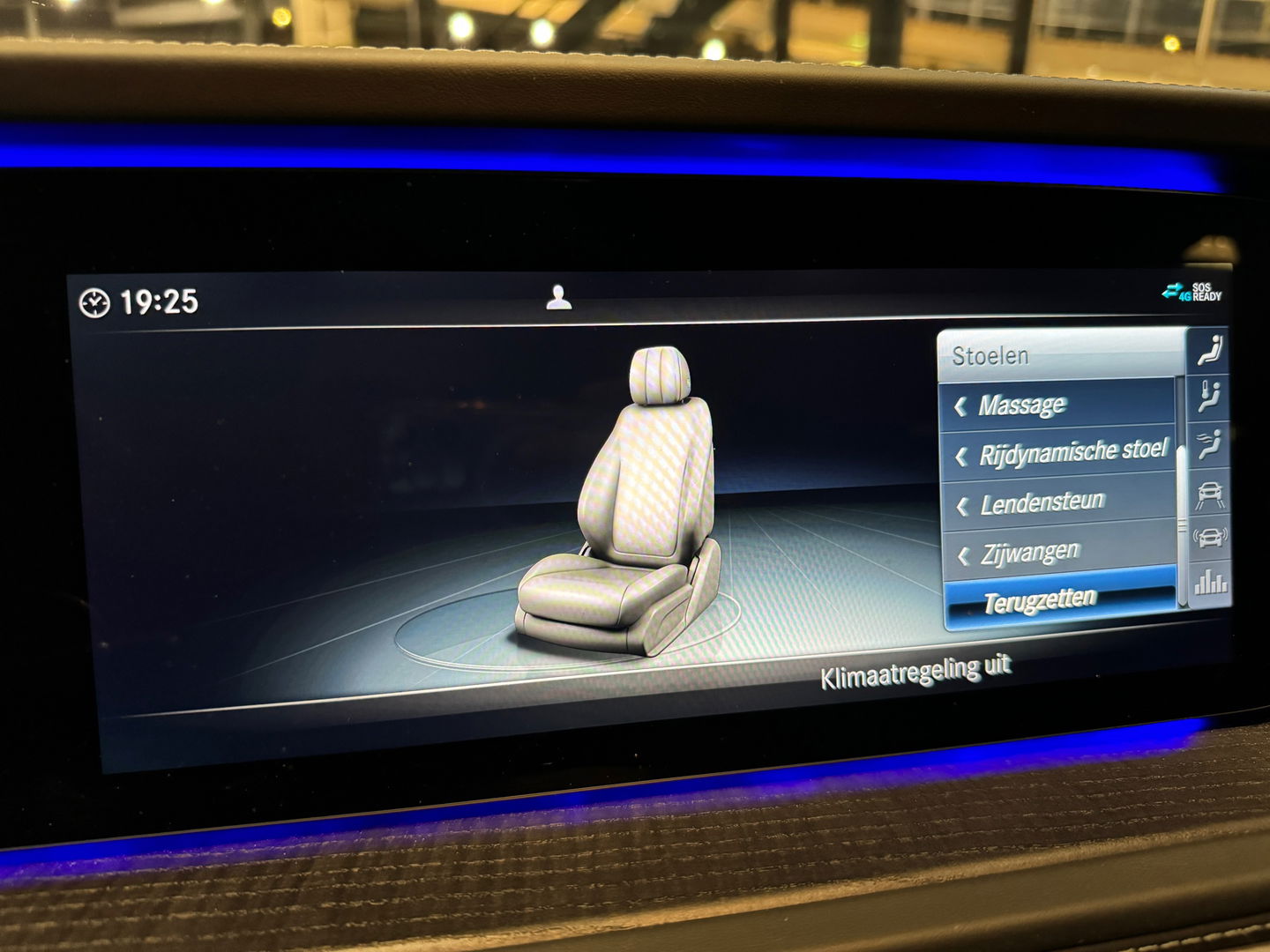 Mercedes-Benz G-Klasse AMG 63 Pano|Massage|Burmester|BTW