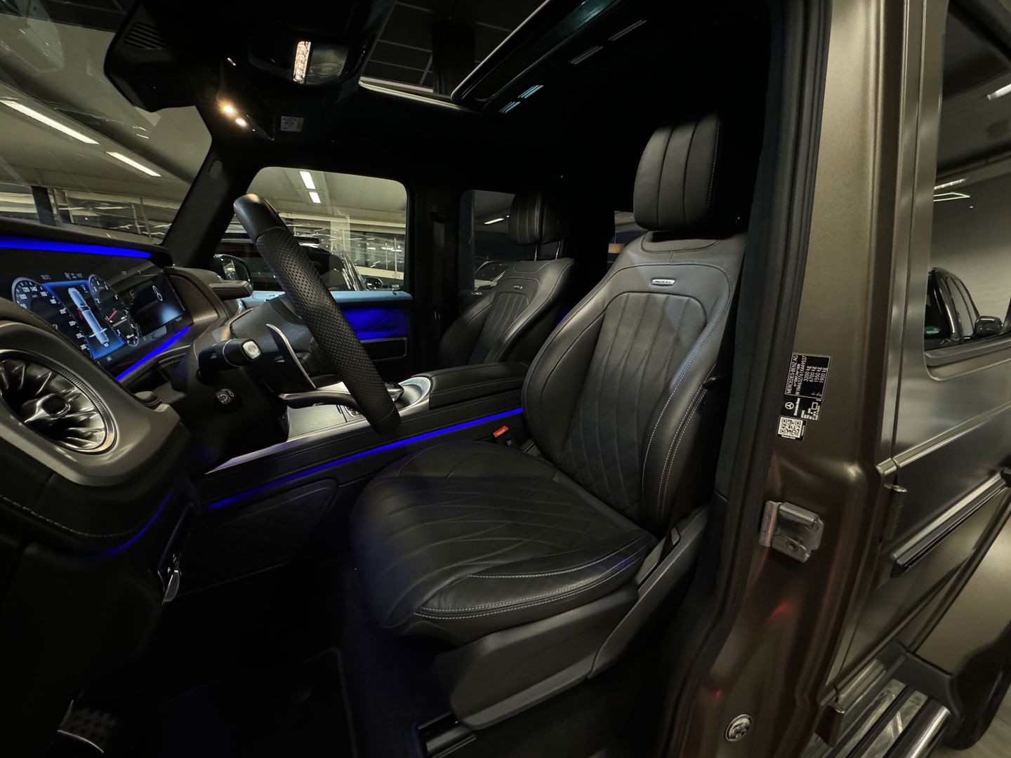 Mercedes-Benz G-Klasse AMG 63 Pano|Massage|Burmester|BTW