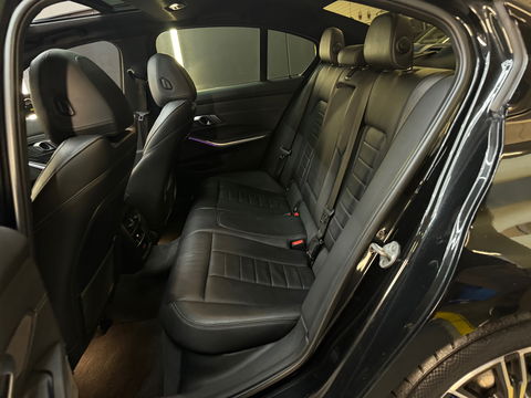 BMW 3 Serie 318i High Executive M Sport Keyles|Sfeer|H/K|NAP