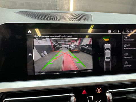 BMW 3 Serie 318i High Executive M Sport Keyles|Sfeer|H/K|NAP