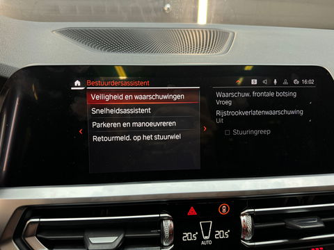 BMW 3 Serie 318i High Executive M Sport Keyles|Sfeer|H/K|NAP