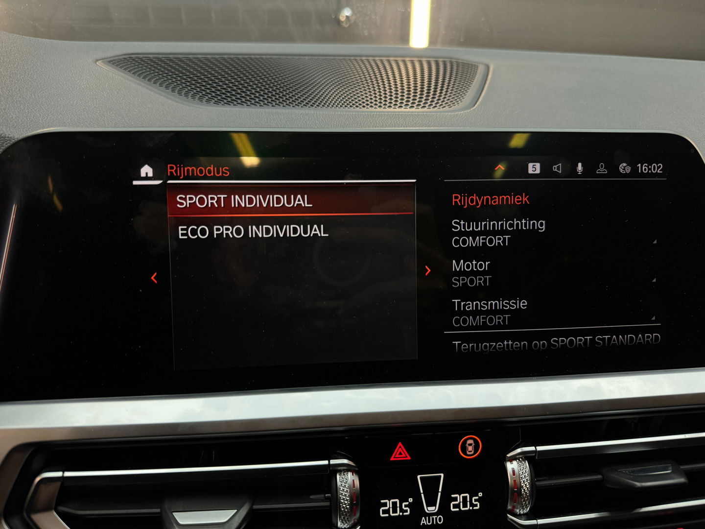 BMW 3 Serie 318i High Executive M Sport Keyles|Sfeer|H/K|NAP