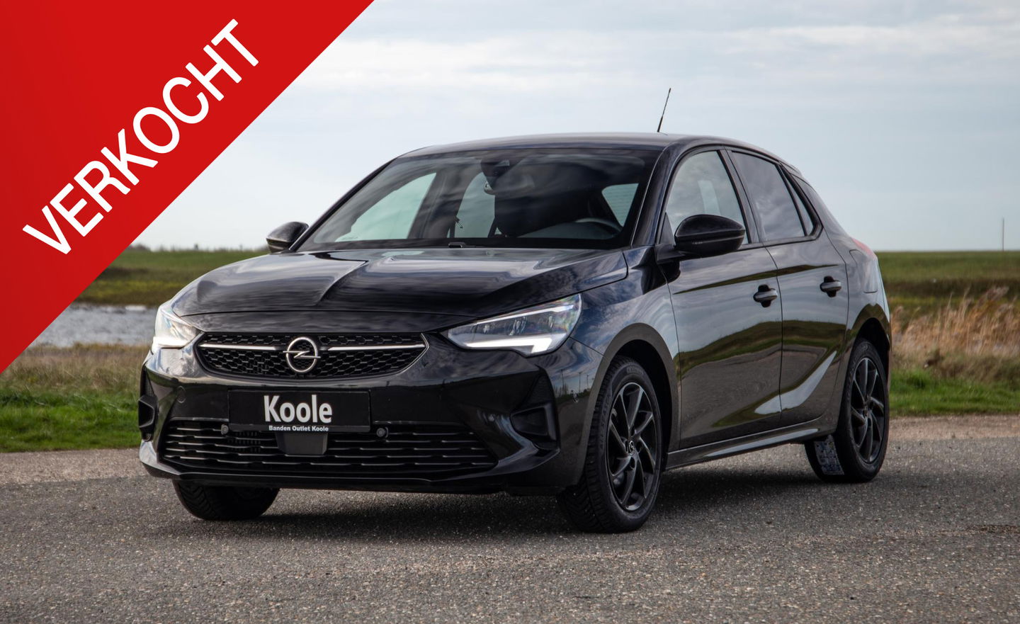 Opel Corsa 1.2 Turbo GS BLACK LINE / APPLE CARPLAY / AUTOMAAT / 360 CAMERA / STOELVERWARMING