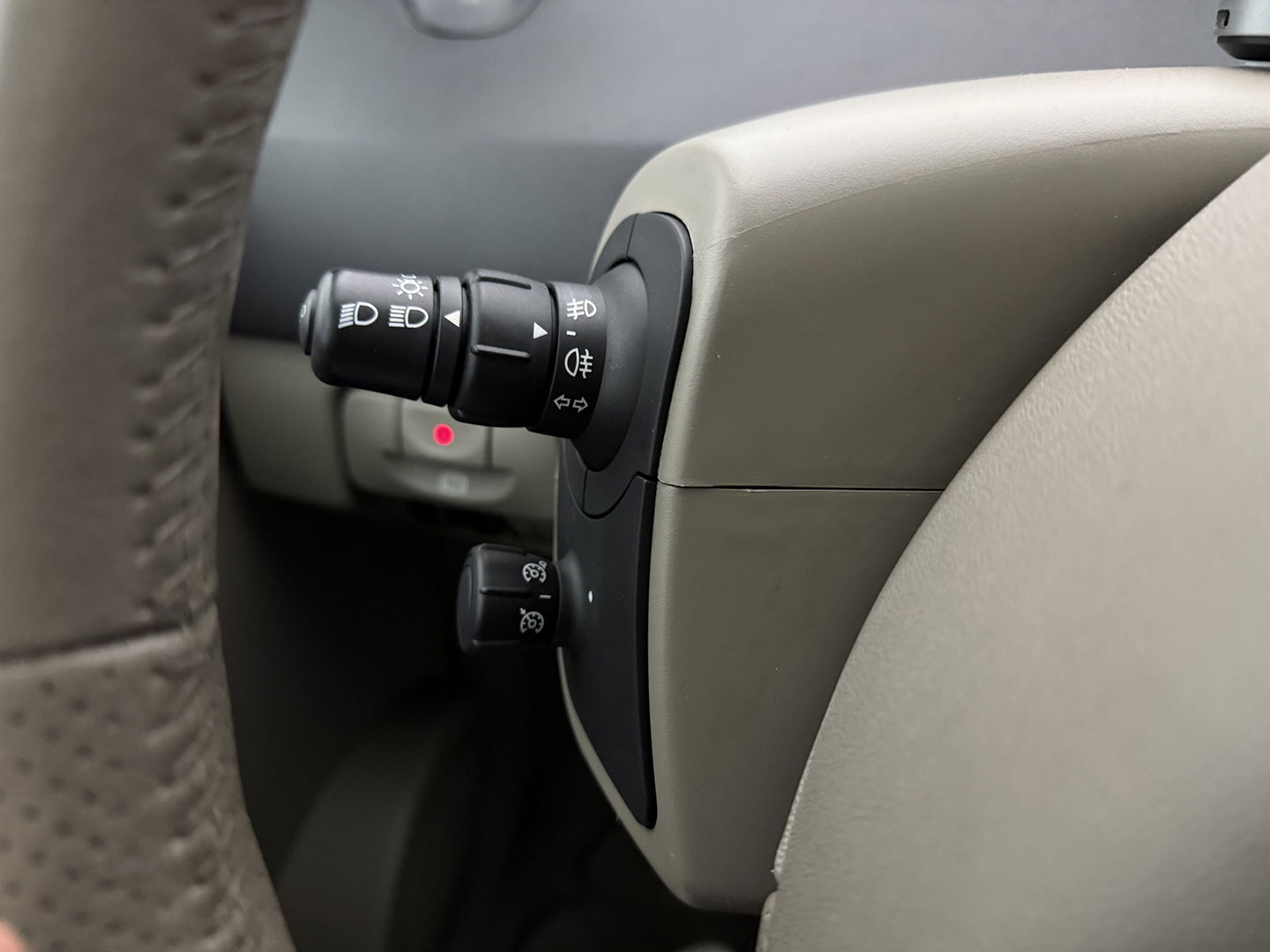 Renault Scénic 2.0-16V Tech Line | Clima | Cruise | Trekh. | Keyless | Parkeersens. | NAP