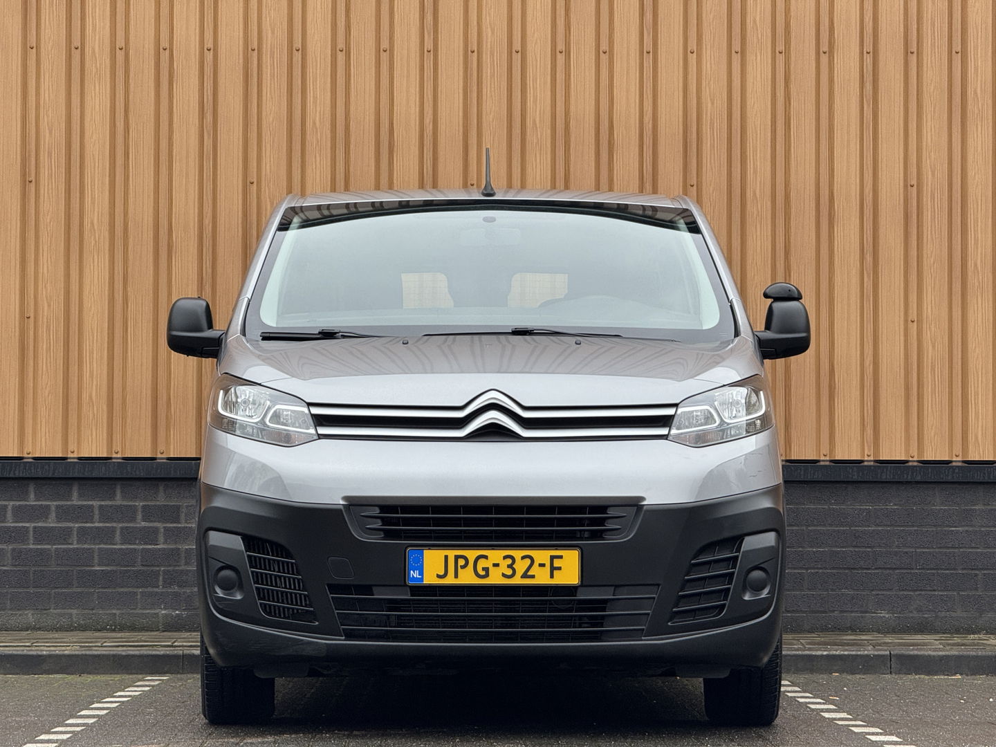 Citroën Jumpy 1.5 BlueHDi 120 XL S&S | 8 Persoons | Apple Carplay | Android Auto | Navigatie | Airconditioning | Cruise Control | Isofix | Multifunctioneel Stuurwiel |
