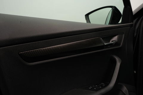 Škoda Karoq 1.5 TSI ACT Sportline Business | LUXE | CAMERA |TREKH | LED