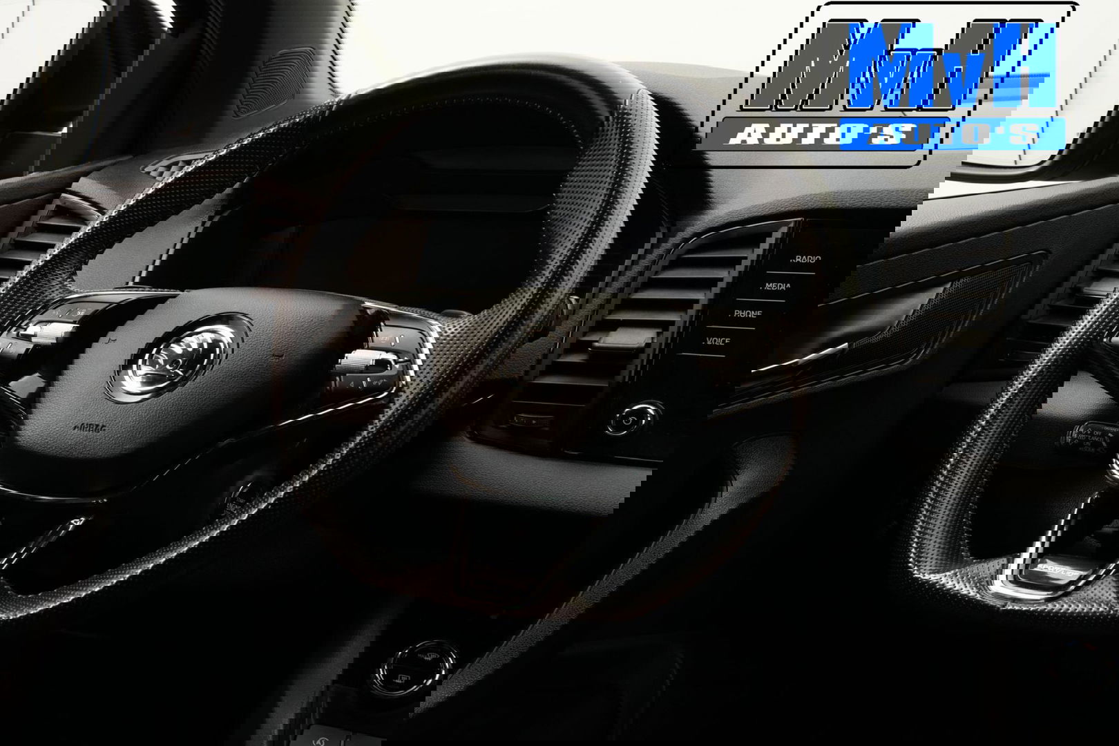 Škoda Karoq 1.5 TSI ACT Sportline Business | LUXE | CAMERA |TREKH | LED