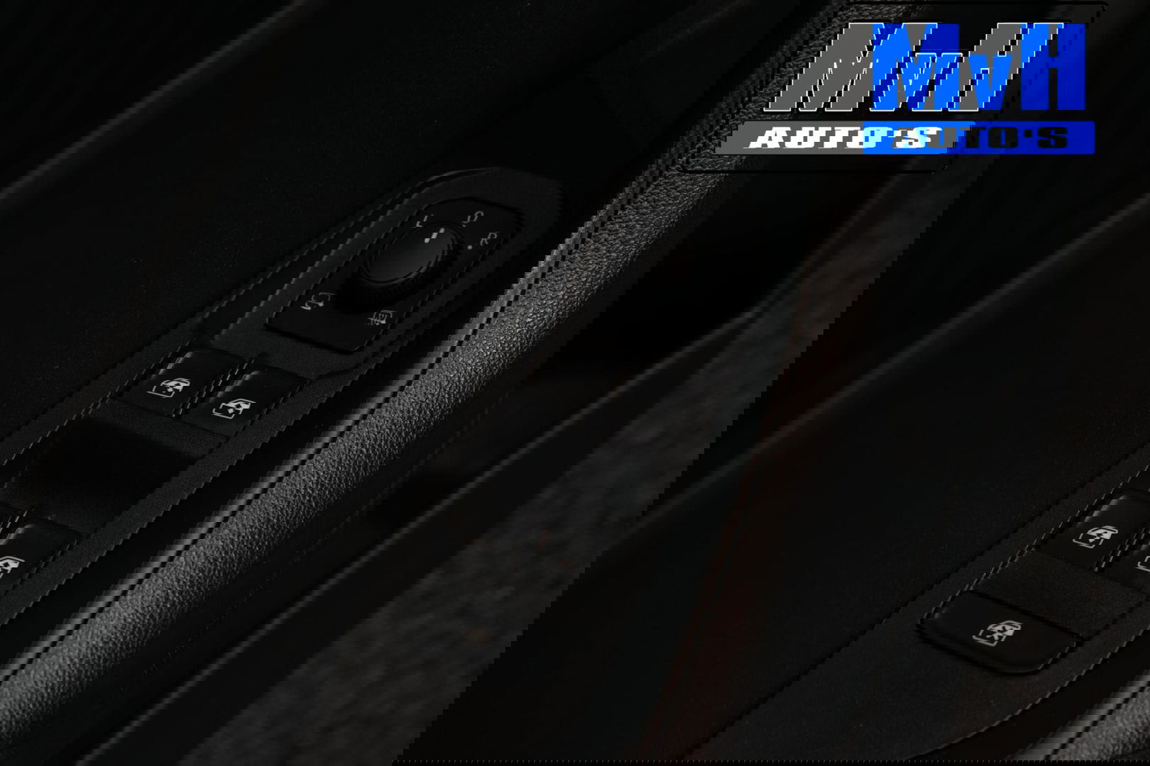 Škoda Karoq 1.5 TSI ACT Sportline Business | LUXE | CAMERA |TREKH | LED