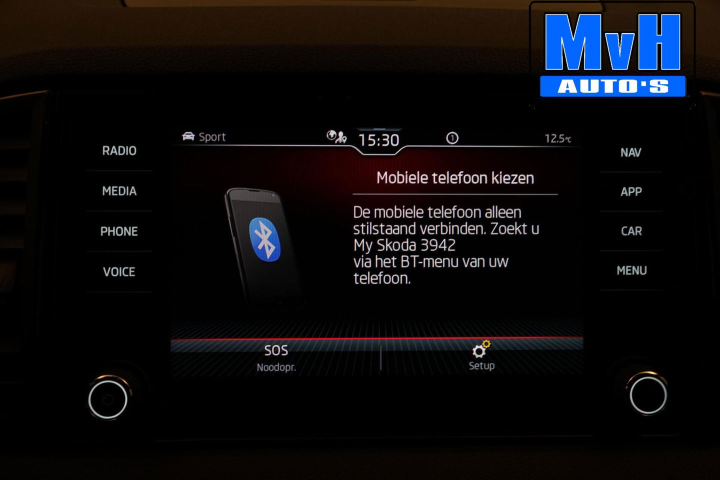 Škoda Karoq 1.5 TSI ACT Sportline Business | LUXE | CAMERA |TREKH | LED