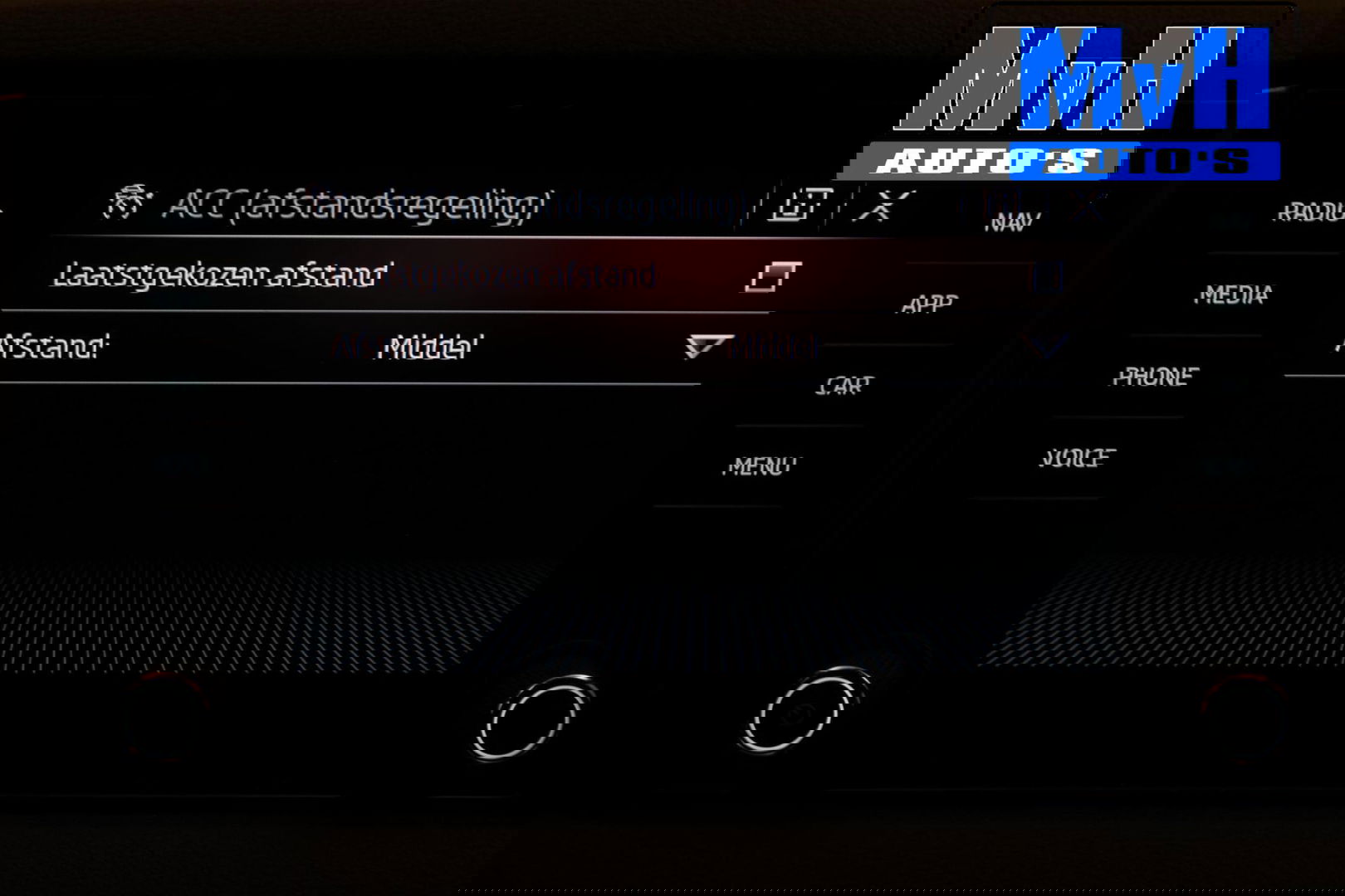 Škoda Karoq 1.5 TSI ACT Sportline Business | LUXE | CAMERA |TREKH | LED