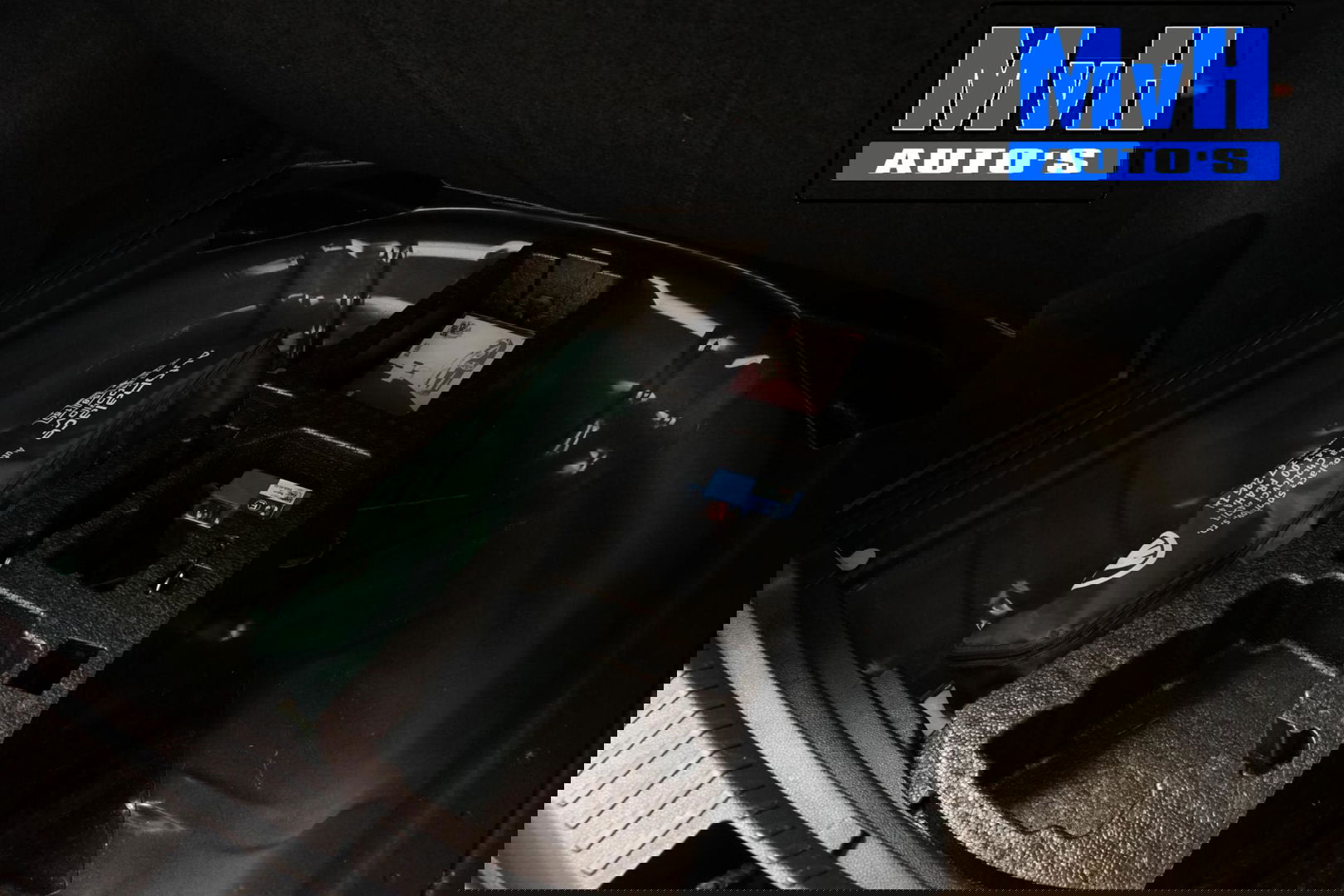 Škoda Karoq 1.5 TSI ACT Sportline Business | LUXE | CAMERA |TREKH | LED