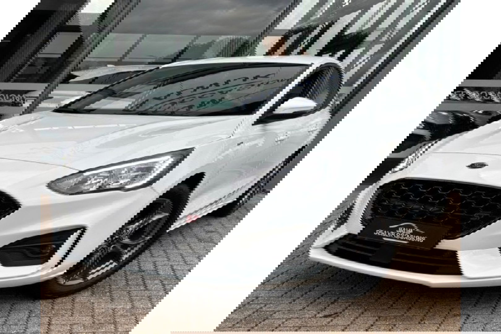 Ford Focus 1.0 ECOBOOST ST-LINE AUTOMAAT NAVI PDC-CAMERA WINTERPACK.