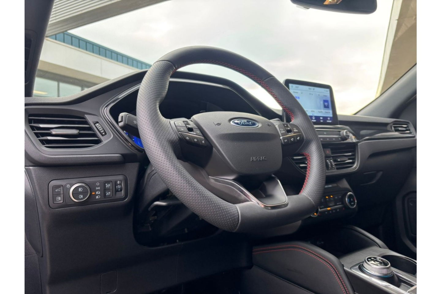 Ford Kuga 2.5 PHEV 225PK ST-LINE NORDIC AIRCO NAVI PDC-CAMERA.