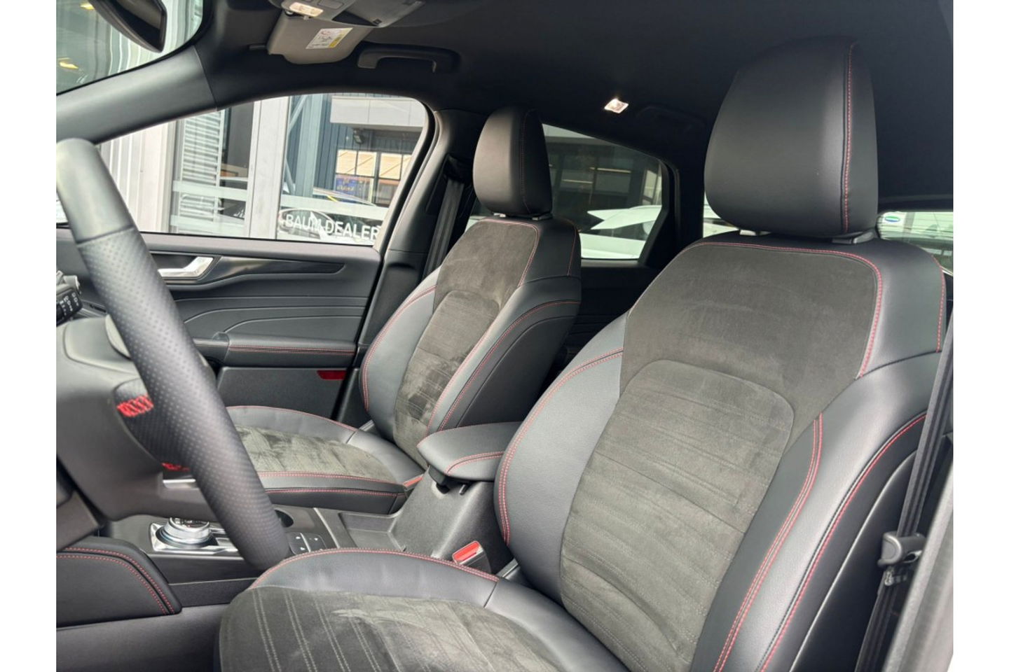 Ford Kuga 2.5 PHEV 225PK ST-LINE NORDIC AIRCO NAVI PDC-CAMERA.