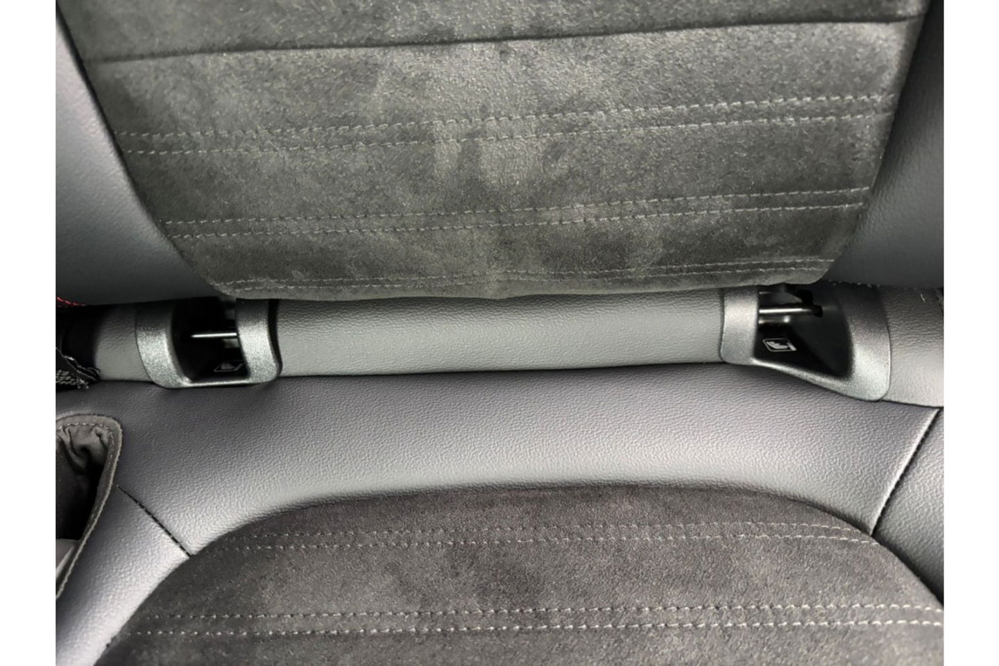 Ford Kuga 2.5 PHEV 225PK ST-LINE NORDIC AIRCO NAVI PDC-CAMERA.