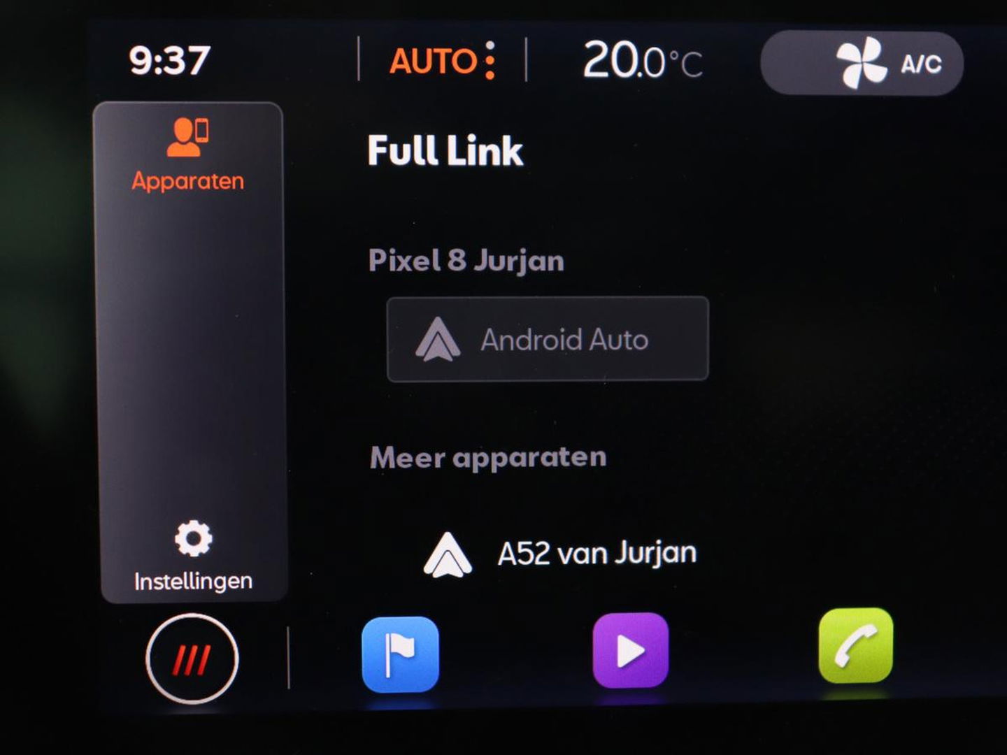SEAT Leon 1.5 TSI FR Launch Edition | Trekhaak | Adaptive cruise | Sfeerverlichting | Carplay | Navigatie | Full LED | 18'' | Parkeerhulp | Climate control | Sportstoelen | Bluetooth