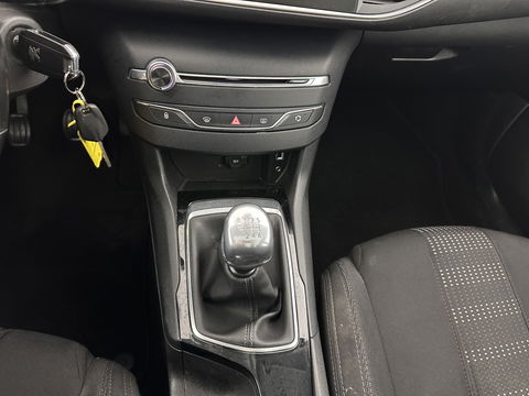 Peugeot 308 SW 1.6 BlueHDI Blue Lease Executive Pack *PANO | NAVI-FULLMAP | COMFORT-SEATS | PRIVACY-GLASS | CAMERA | ECC | PDC | CRUISE | TOWBAR | 16''ALU *