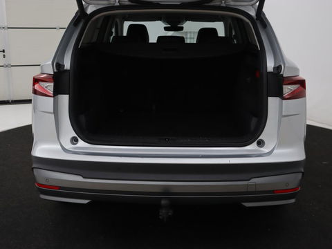 Škoda Enyaq iV 80 | Stoelverwarming | Trekhaak | Adaptive cruise | Camera | Sfeerverlichting | Keyless | Side Assist | Half leder | Stuurverwarming | Navigatie | Climate control