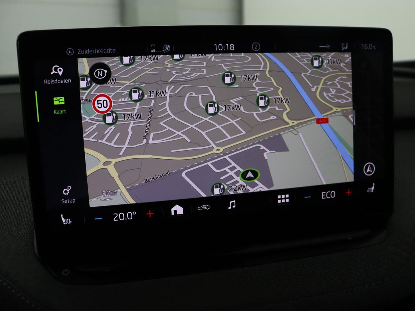 Škoda Enyaq iV 80 | Stoelverwarming | Trekhaak | Adaptive cruise | Camera | Sfeerverlichting | Keyless | Side Assist | Half leder | Stuurverwarming | Navigatie | Climate control