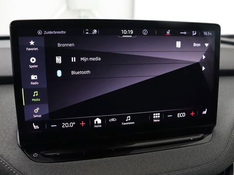 Škoda Enyaq iV 80 | Stoelverwarming | Trekhaak | Adaptive cruise | Camera | Sfeerverlichting | Keyless | Side Assist | Half leder | Stuurverwarming | Navigatie | Climate control