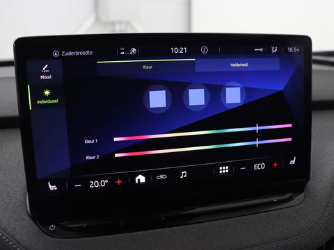 Škoda Enyaq iV 80 | Stoelverwarming | Trekhaak | Adaptive cruise | Camera | Sfeerverlichting | Keyless | Side Assist | Half leder | Stuurverwarming | Navigatie | Climate control