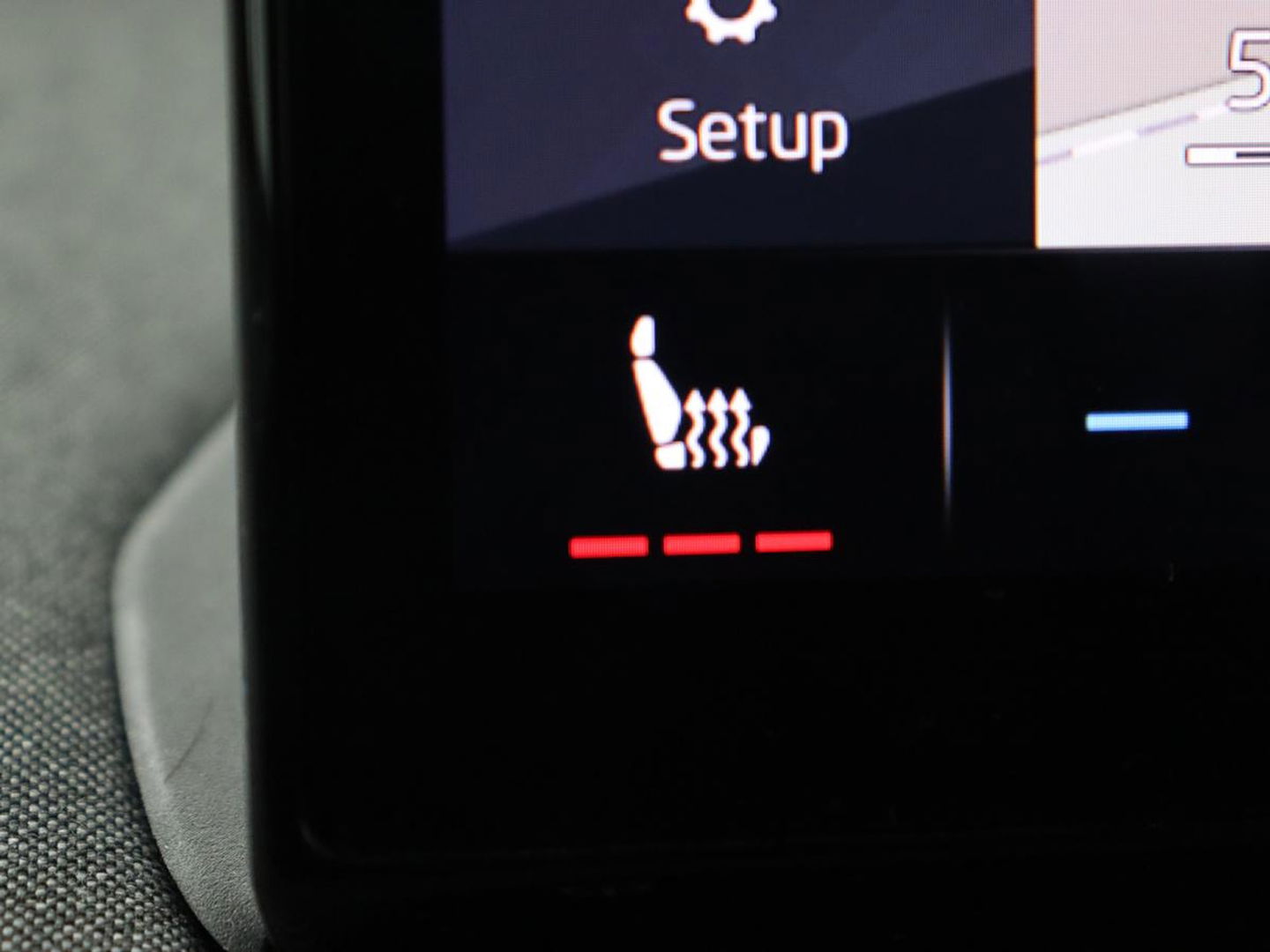 Škoda Enyaq iV 80 | Stoelverwarming | Trekhaak | Adaptive cruise | Camera | Sfeerverlichting | Keyless | Side Assist | Half leder | Stuurverwarming | Navigatie | Climate control