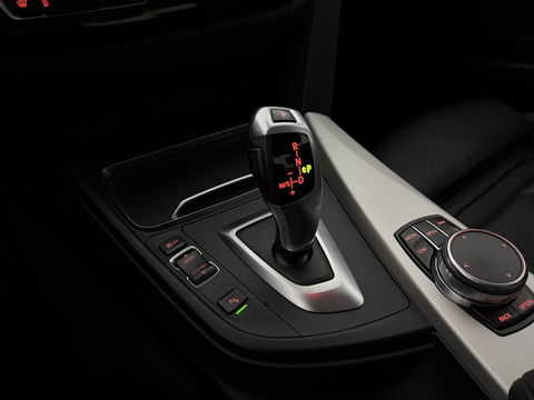 BMW 3-serie 316d High Executive | Clima | Cruise | Stoelverw. | Trekh. | Navi | Parkeersens. | NAP