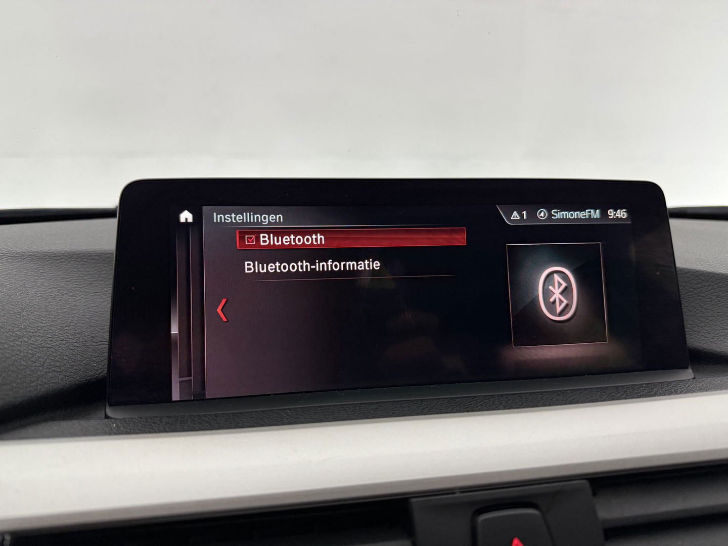 BMW 3-serie 316d High Executive | Clima | Cruise | Stoelverw. | Trekh. | Navi | Parkeersens. | NAP