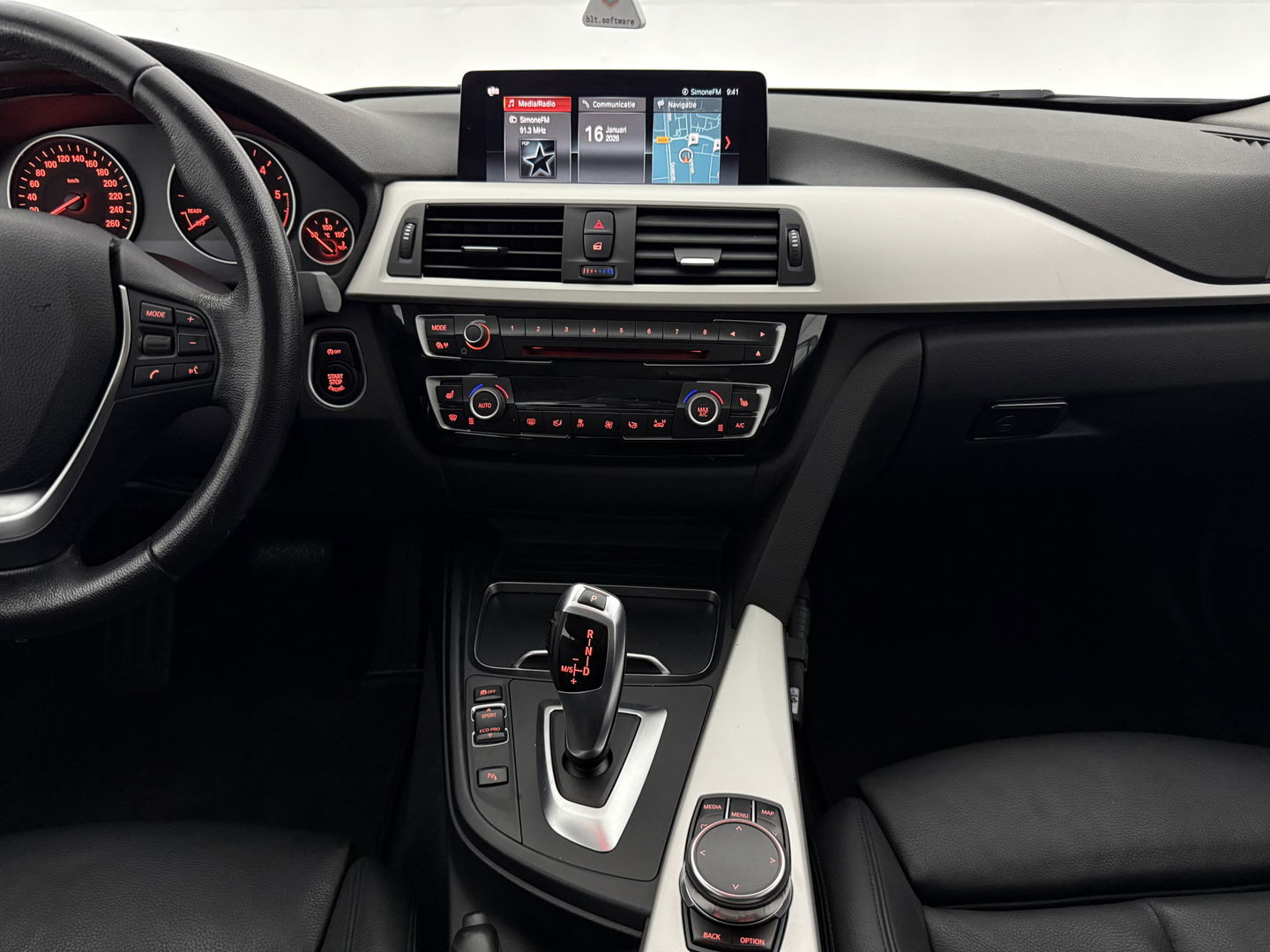 BMW 3-serie 316d High Executive | Clima | Cruise | Stoelverw. | Trekh. | Navi | Parkeersens. | NAP