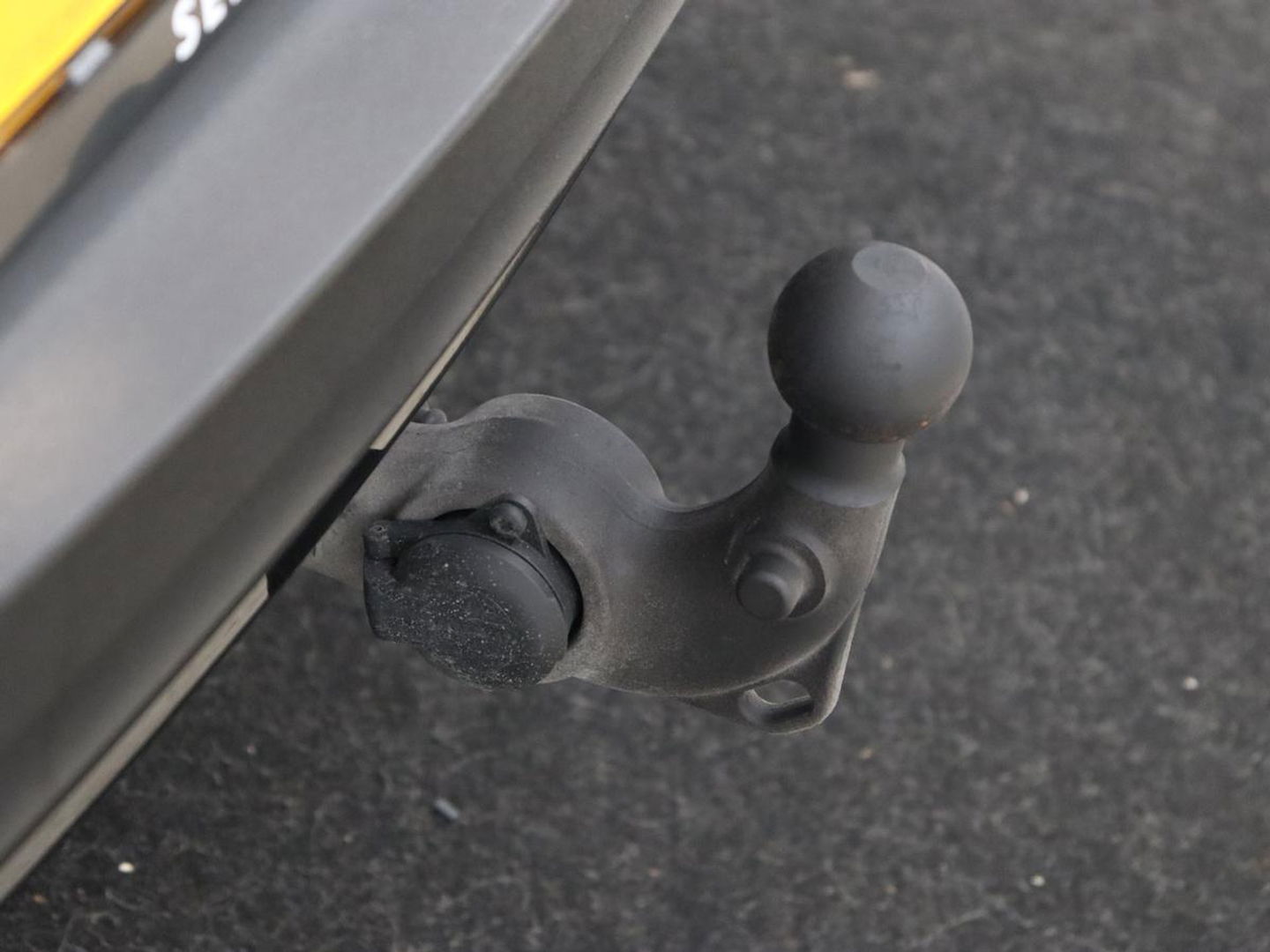 Volvo XC40 Recharge Plus | Trekhaak | Stoel & stuurverwarming | Warmtepomp | Adaptive cruise | Carplay | Navigatie | Camera | Leder/Alcantara | Full LED | DAB | Standkachel | Bluetooth | Climate control