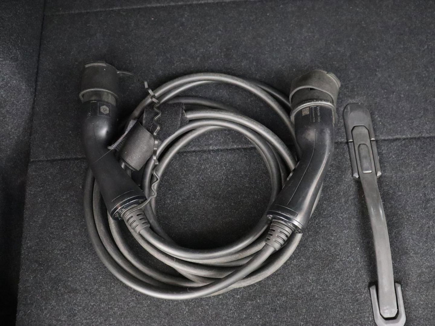 Volvo XC40 Recharge Plus | Trekhaak | Stoel & stuurverwarming | Warmtepomp | Adaptive cruise | Carplay | Navigatie | Camera | Leder/Alcantara | Full LED | DAB | Standkachel | Bluetooth | Climate control