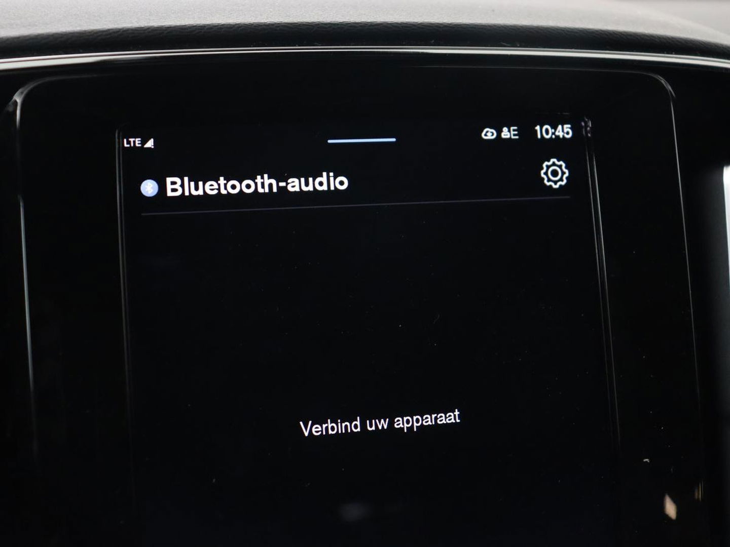 Volvo XC40 Recharge Plus | Trekhaak | Stoel & stuurverwarming | Warmtepomp | Adaptive cruise | Carplay | Navigatie | Camera | Leder/Alcantara | Full LED | DAB | Standkachel | Bluetooth | Climate control