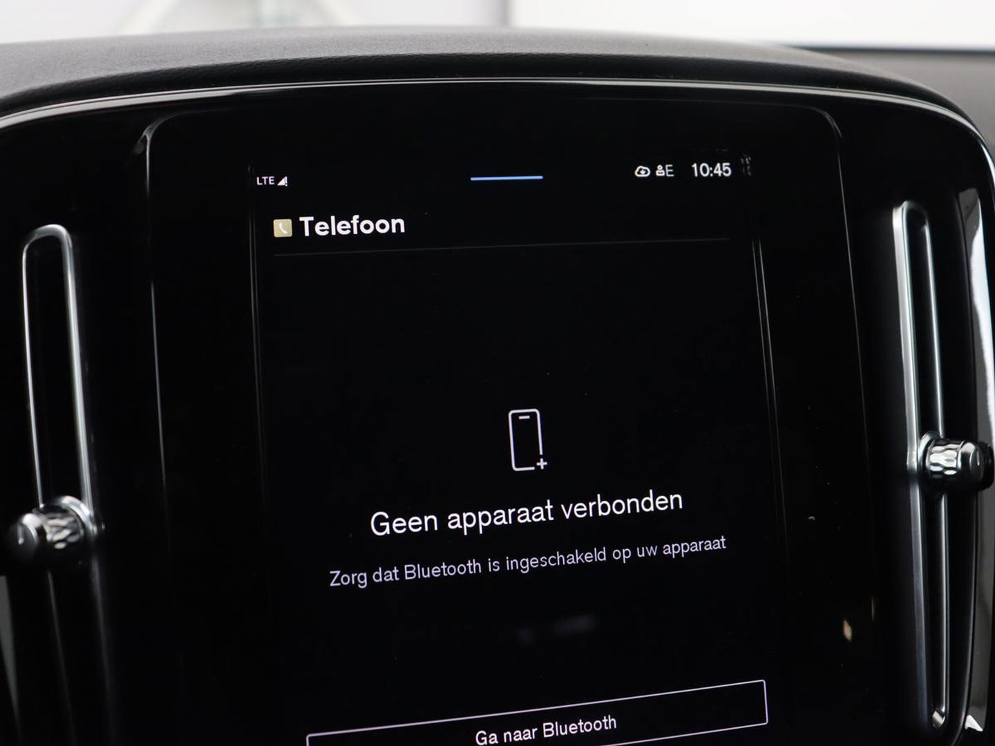 Volvo XC40 Recharge Plus | Trekhaak | Stoel & stuurverwarming | Warmtepomp | Adaptive cruise | Carplay | Navigatie | Camera | Leder/Alcantara | Full LED | DAB | Standkachel | Bluetooth | Climate control