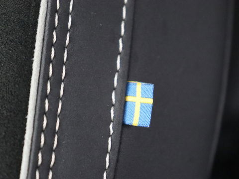 Volvo XC40 Recharge Plus | Trekhaak | Stoel & stuurverwarming | Warmtepomp | Adaptive cruise | Carplay | Navigatie | Camera | Leder/Alcantara | Full LED | DAB | Standkachel | Bluetooth | Climate control