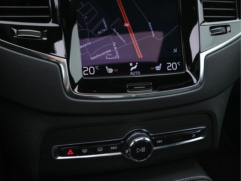 Volvo XC90 2.0 T8 Twin Engine AWD Inscription Intro Edition (INCL.BTW) Aut. *PANO | HEAD-UP | LUXURY-LEATHER | FULL-LED | MEMORY-PACK | DIGI-COCKPIT | HARMAN/KARDON | CAMERA | HEATED/COOLED-COMFORTSEATS | LANE-ASSIST | CARPLAY | ECC | PDC | CRUISE | 2