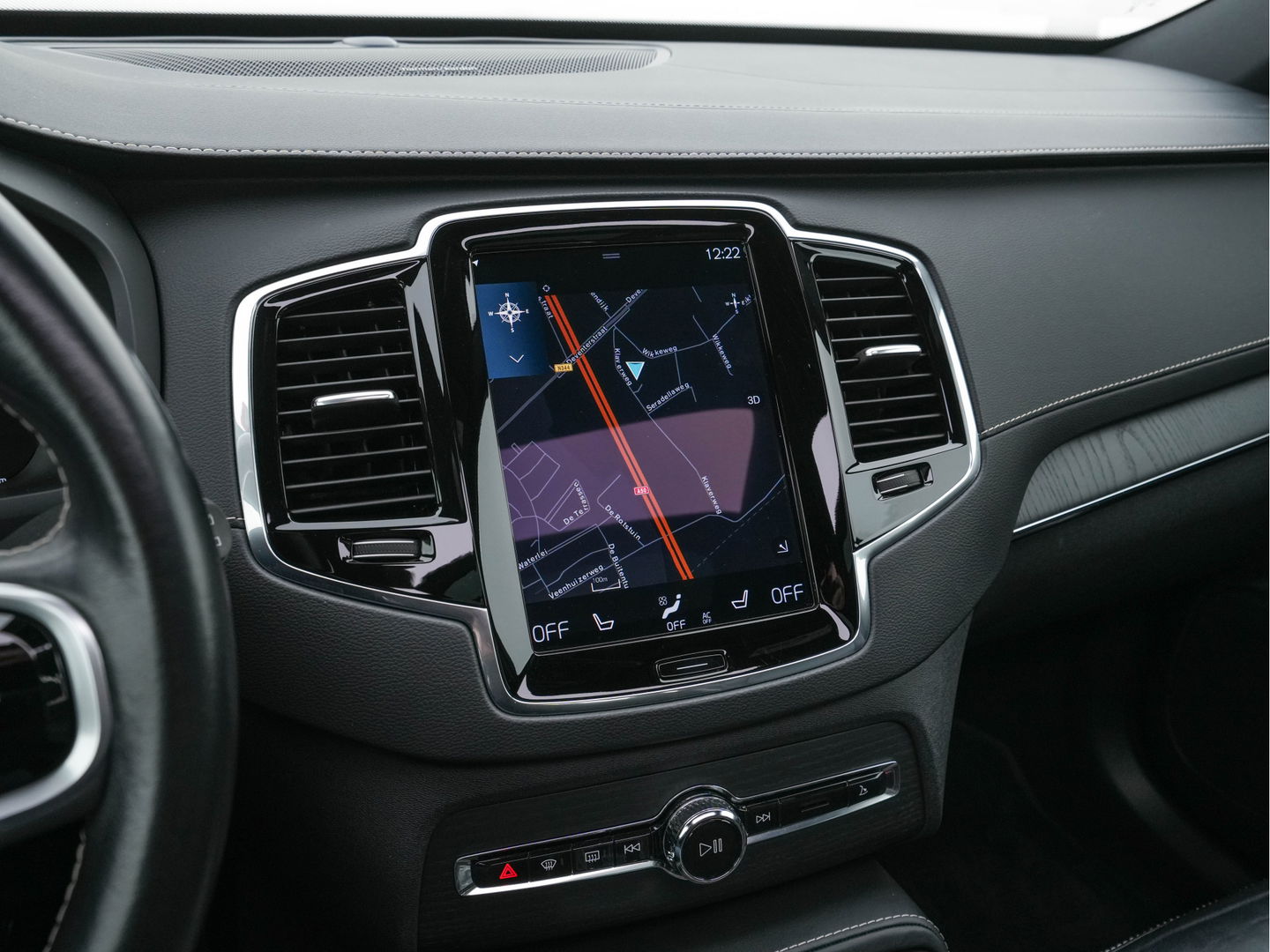 Volvo XC90 2.0 T8 Twin Engine AWD Inscription Intro Edition (INCL.BTW) Aut. *PANO | HEAD-UP | LUXURY-LEATHER | FULL-LED | MEMORY-PACK | DIGI-COCKPIT | HARMAN/KARDON | CAMERA | HEATED/COOLED-COMFORTSEATS | LANE-ASSIST | CARPLAY | ECC | PDC | CRUISE | 2