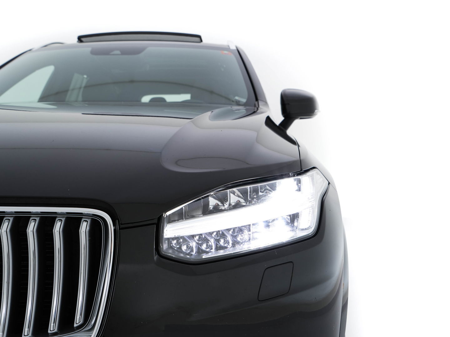 Volvo XC90 2.0 T8 Twin Engine AWD Inscription Intro Edition (INCL.BTW) Aut. *PANO | HEAD-UP | LUXURY-LEATHER | FULL-LED | MEMORY-PACK | DIGI-COCKPIT | HARMAN/KARDON | CAMERA | HEATED/COOLED-COMFORTSEATS | LANE-ASSIST | CARPLAY | ECC | PDC | CRUISE | 2