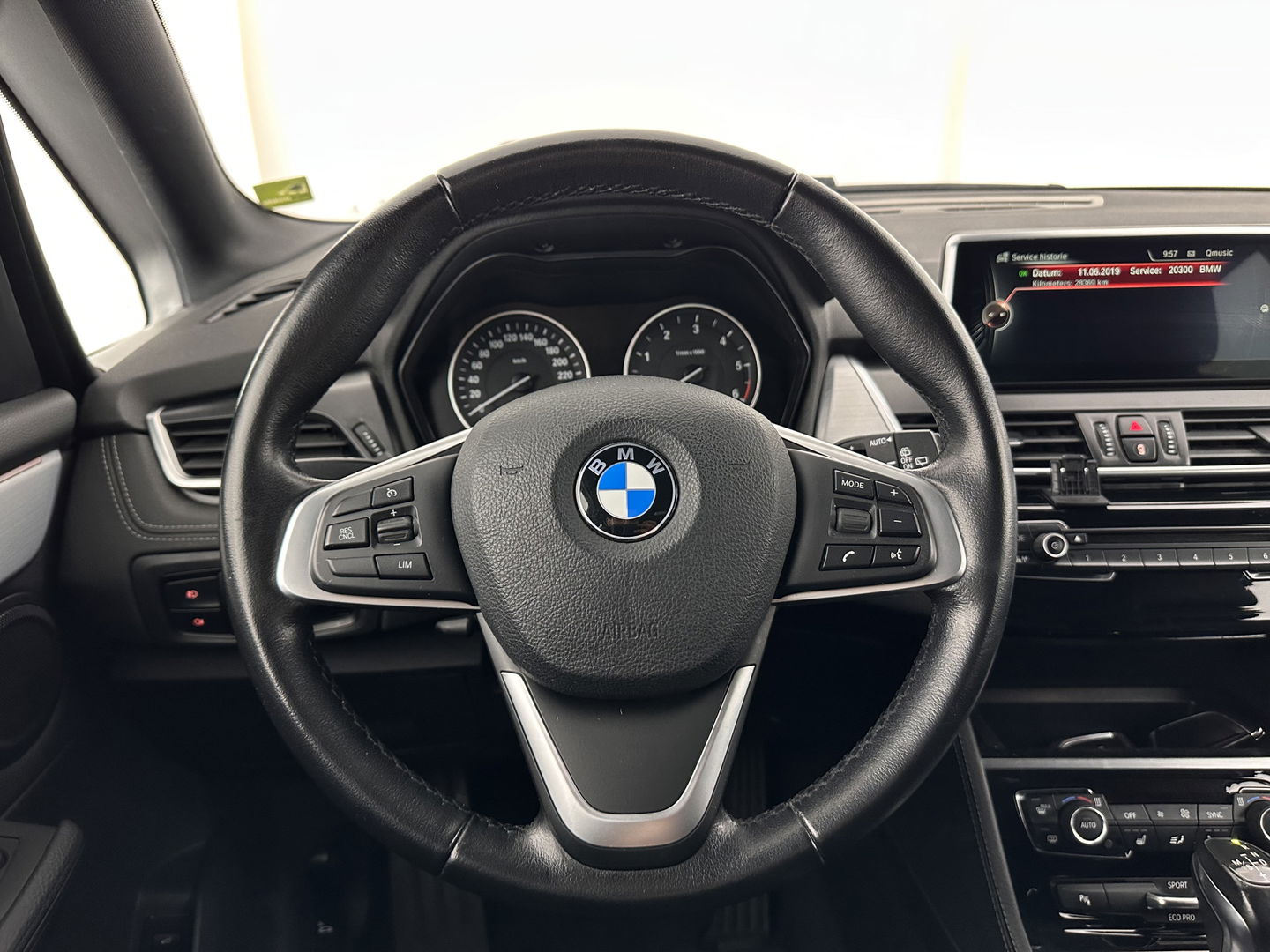 BMW 2 Serie Active Tourer 216d Corporate Lease High Executive Aut. *HEAD-UP | LEATHER | FULL-LED | HEATED-COMFORTSEATS | NAVI-FULLMAP | ECC | PDC | CRUISE | 18''ALU*