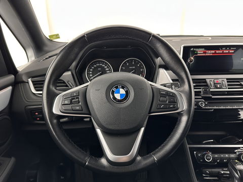 BMW 2 Serie Active Tourer 216d Corporate Lease High Executive Aut. *HEAD-UP | LEATHER | FULL-LED | HEATED-COMFORTSEATS | NAVI-FULLMAP | ECC | PDC | CRUISE | 18''ALU*