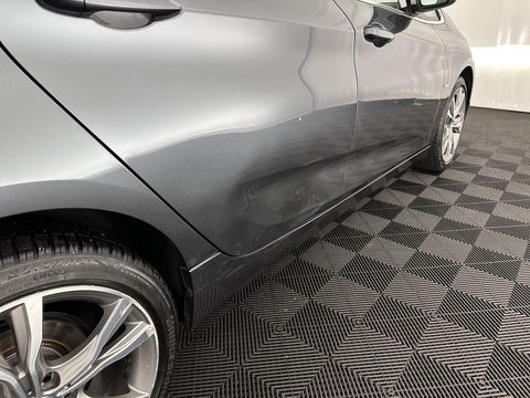 BMW 2 Serie Active Tourer 216d Corporate Lease High Executive Aut. *HEAD-UP | LEATHER | FULL-LED | HEATED-COMFORTSEATS | NAVI-FULLMAP | ECC | PDC | CRUISE | 18''ALU*