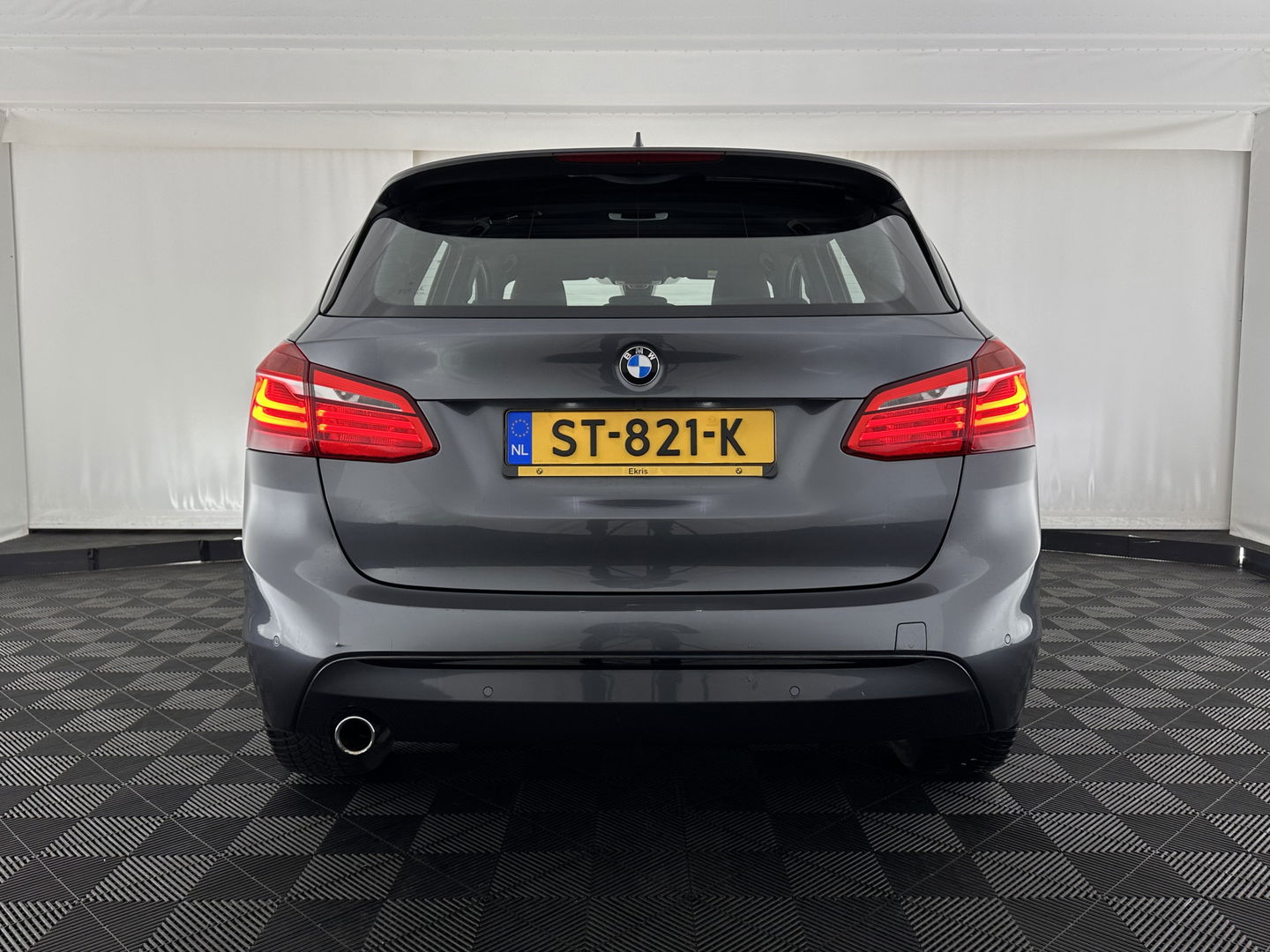 BMW 2 Serie Active Tourer 216d Corporate Lease High Executive Aut. *HEAD-UP | LEATHER | FULL-LED | HEATED-COMFORTSEATS | NAVI-FULLMAP | ECC | PDC | CRUISE | 18''ALU*