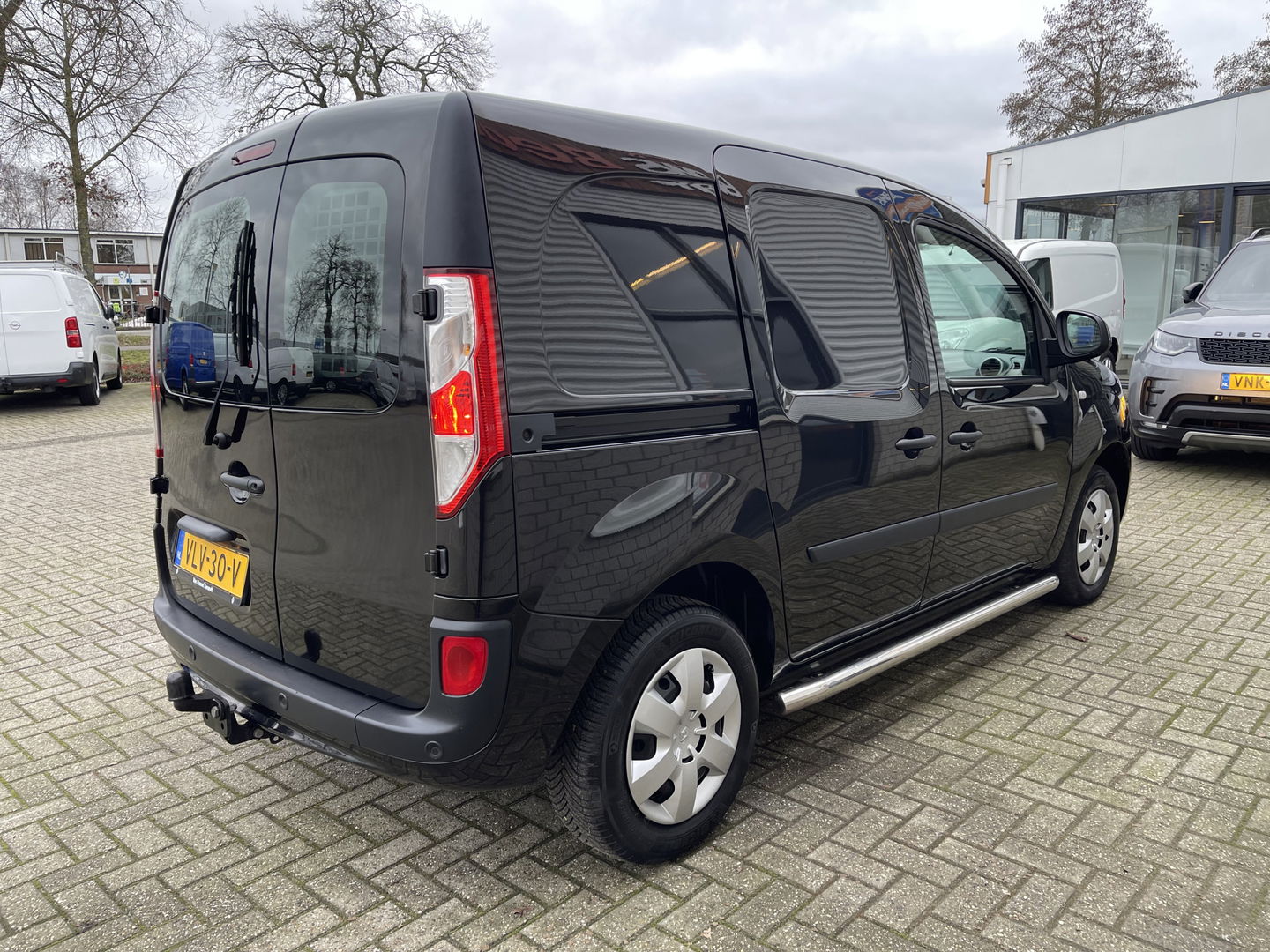 Renault Kangoo 1.5 Blue dCi 95 Work Edition / vaste prijs rijklaar € 13.950 ex btw / bpm vrij / euro 6 / 12.515 km NAP! / 6 versnellingen / trekhaak / airco / cruise / zwart metallic