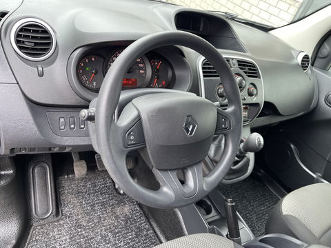 Renault Kangoo 1.5 Blue dCi 95 Work Edition / vaste prijs rijklaar € 13.950 ex btw / bpm vrij / euro 6 / 12.515 km NAP! / 6 versnellingen / trekhaak / airco / cruise / zwart metallic