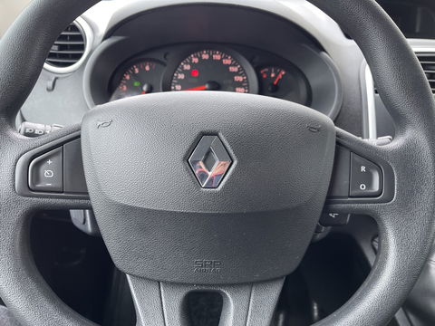 Renault Kangoo 1.5 Blue dCi 95 Work Edition / vaste prijs rijklaar € 13.950 ex btw / bpm vrij / euro 6 / 12.515 km NAP! / 6 versnellingen / trekhaak / airco / cruise / zwart metallic